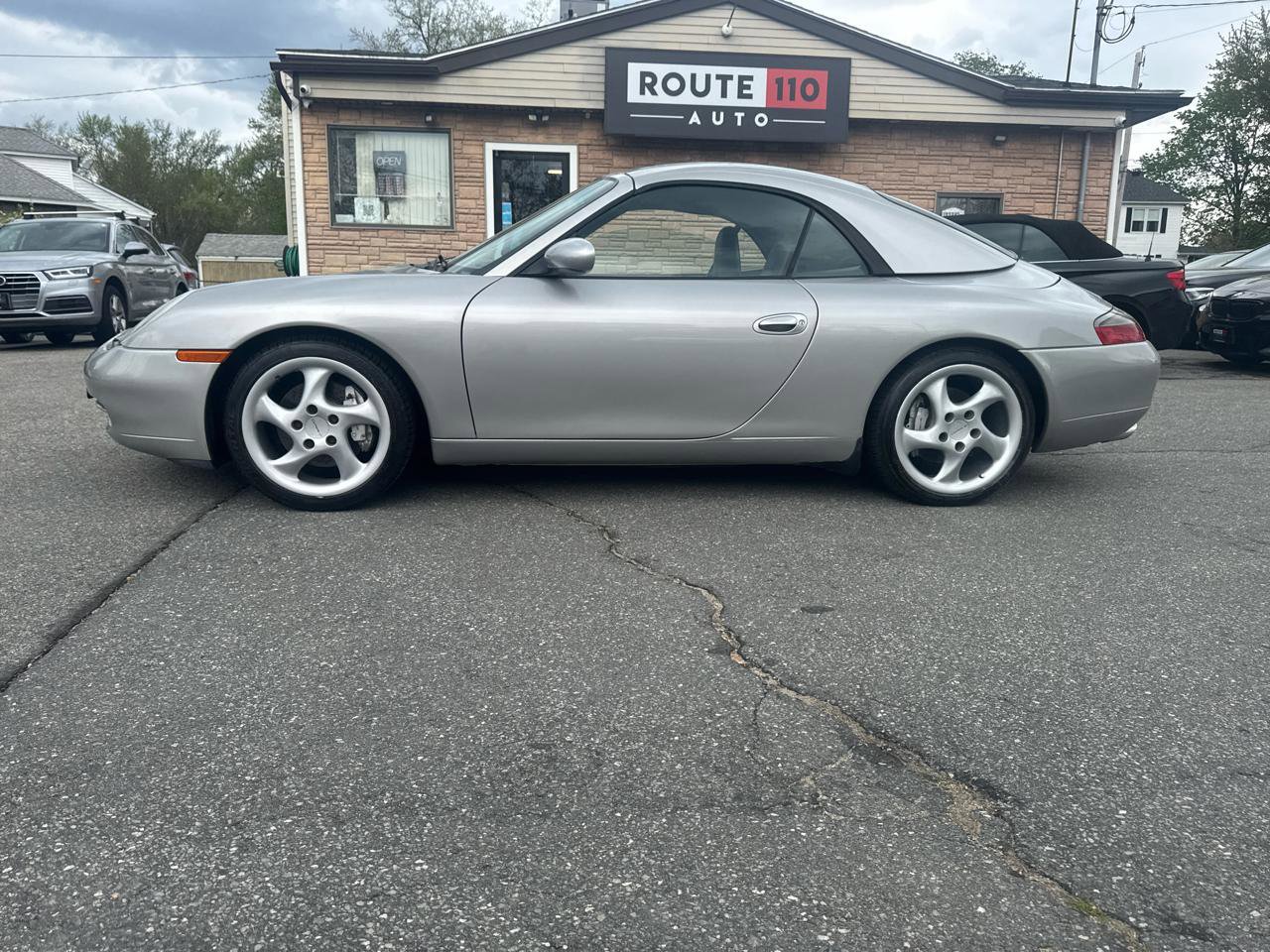 Used 2001 Porsche 911 Carrera 4 AWD/4WD image 14