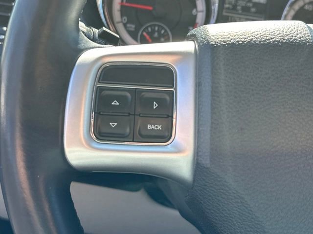 Used 2016 Dodge Grand Caravan SXT w/ Rear Park Assist Package image 20