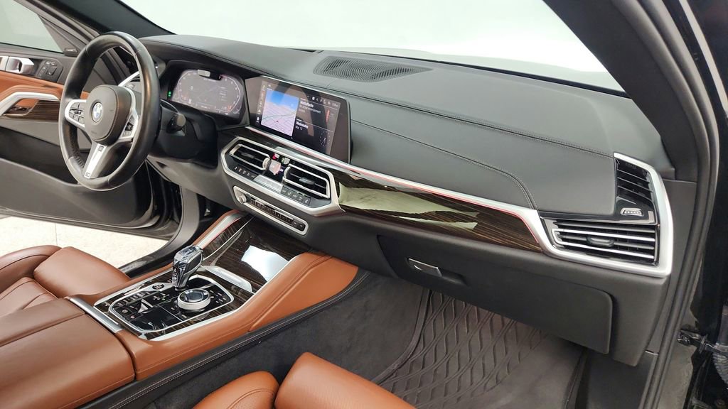 Used 2021 BMW X6 M50i w/ Executive Package AWD/4WD image 45
