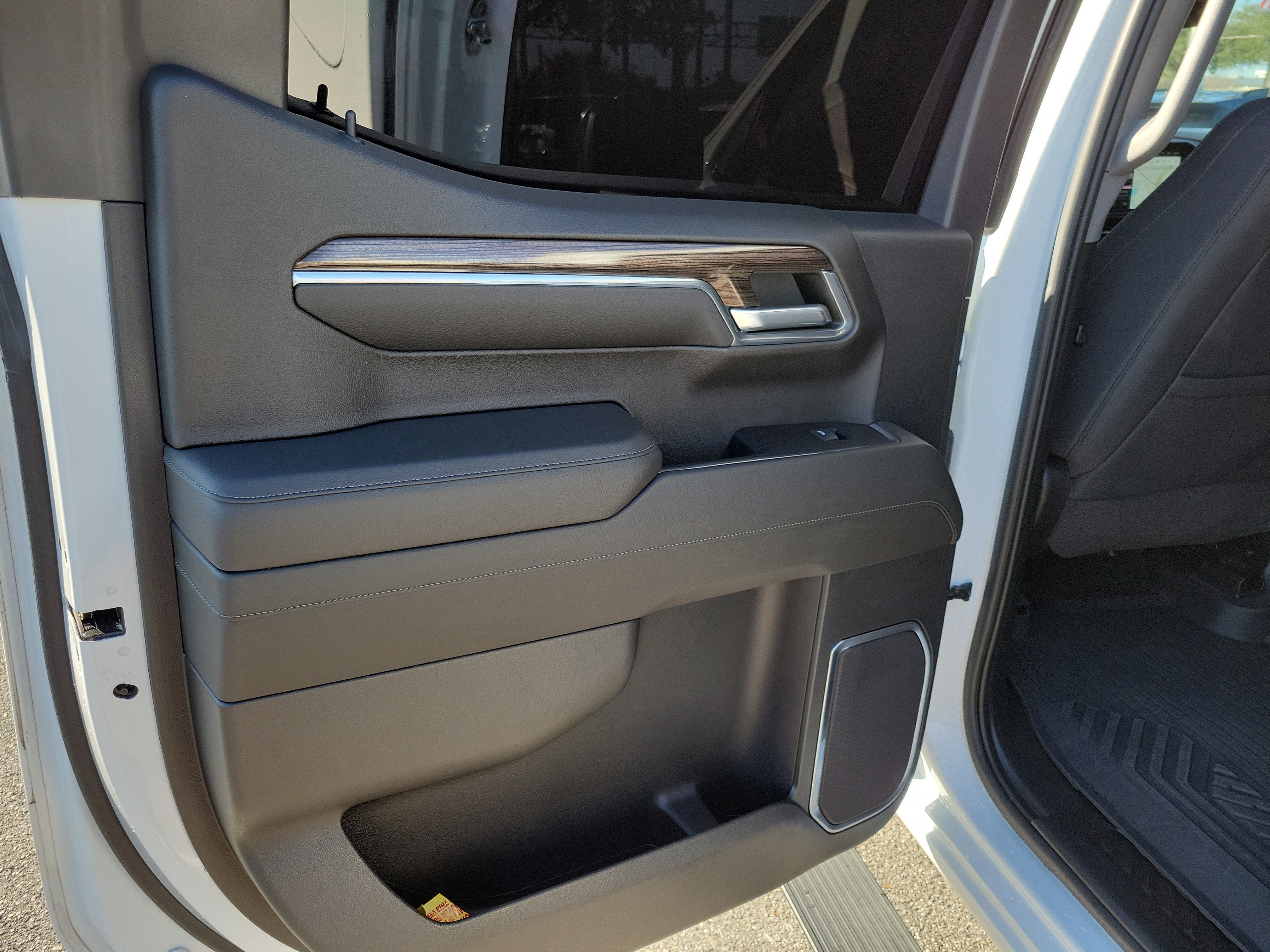 Used 2022 Chevrolet Silverado 1500 LT Trail Boss w/ Protection Package image 26