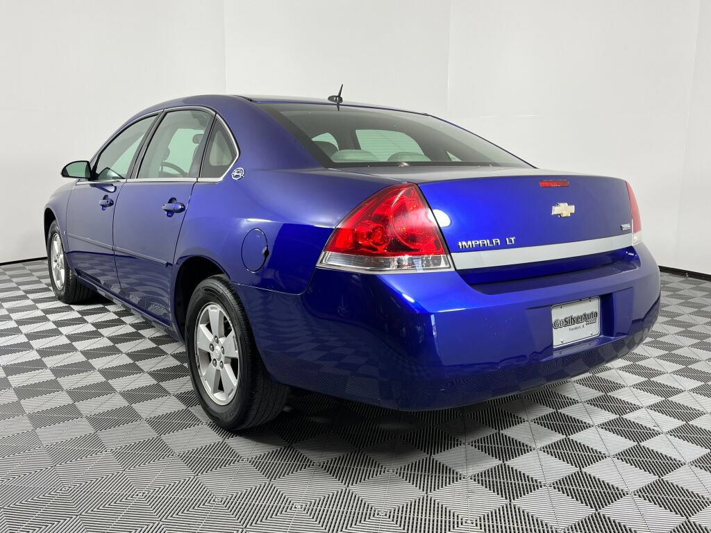 Used 2007 Chevrolet Impala LT FWD image 4