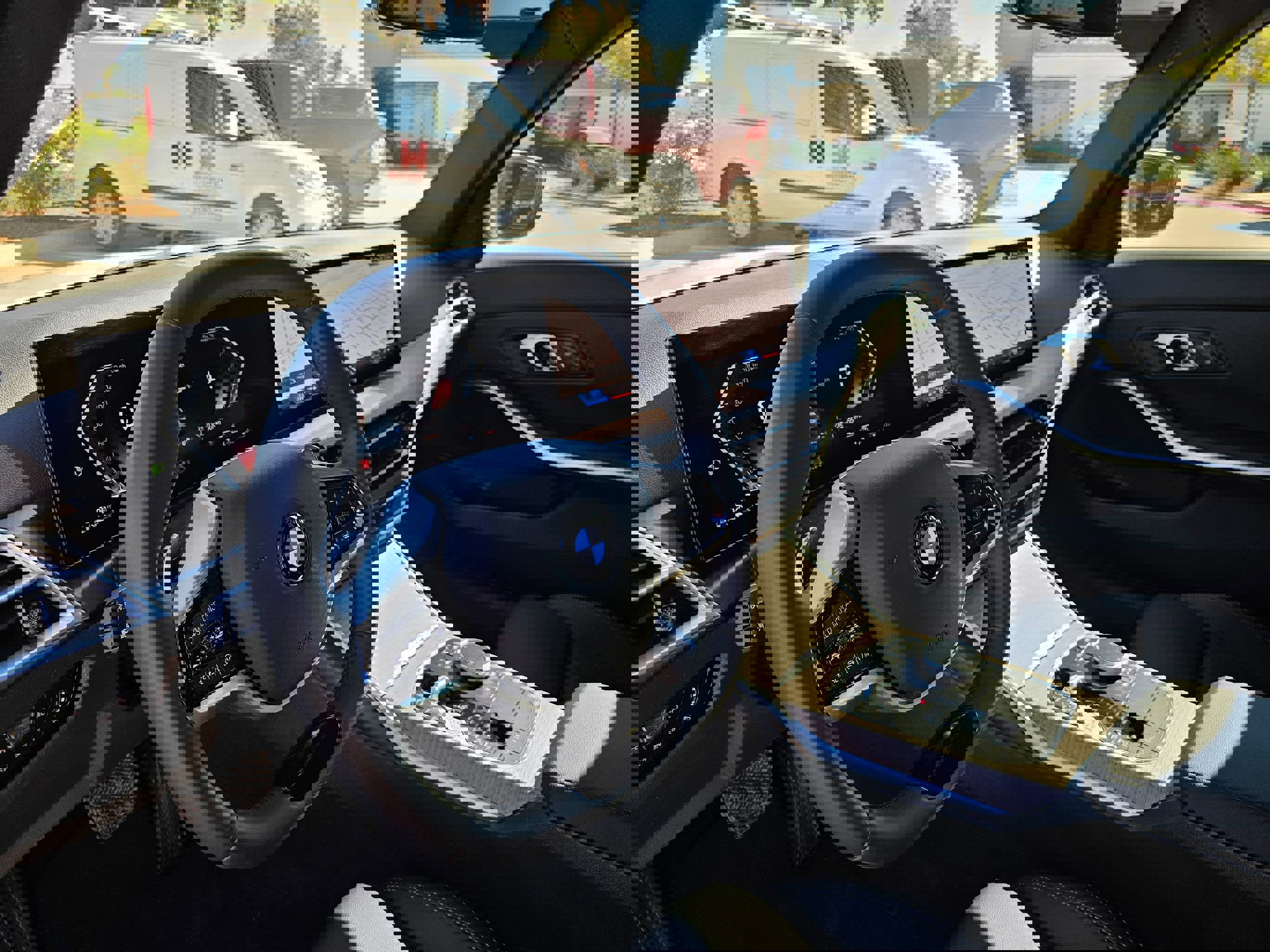 Used 2025 BMW 330i xDrive Sedan image 14