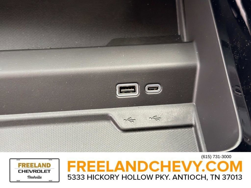 New 2026 Chevrolet Suburban LT w/ Comfort Package image 30