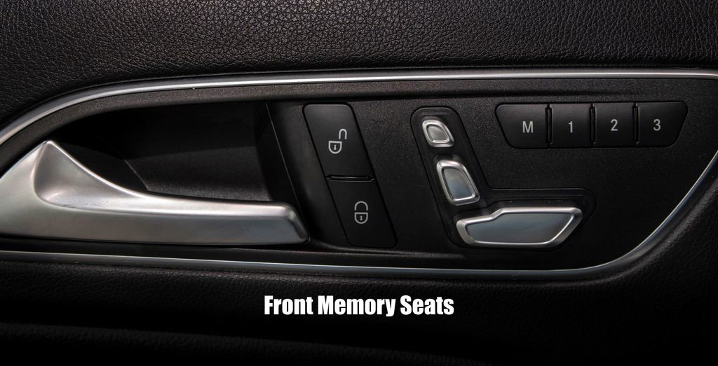 Used 2018 Mercedes-Benz GLA 250 4MATIC image 7