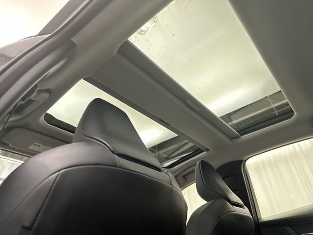 Used 2023 Toyota Prius XLE image 20