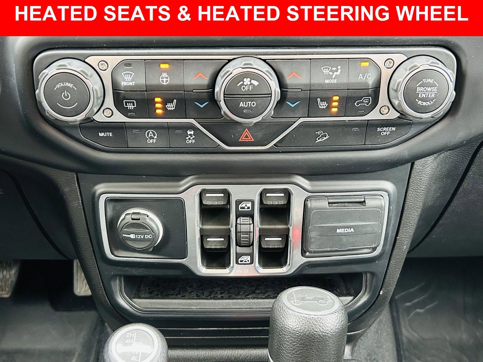 Used 2019 Jeep Wrangler Unlimited Sahara AWD/4WD image 6