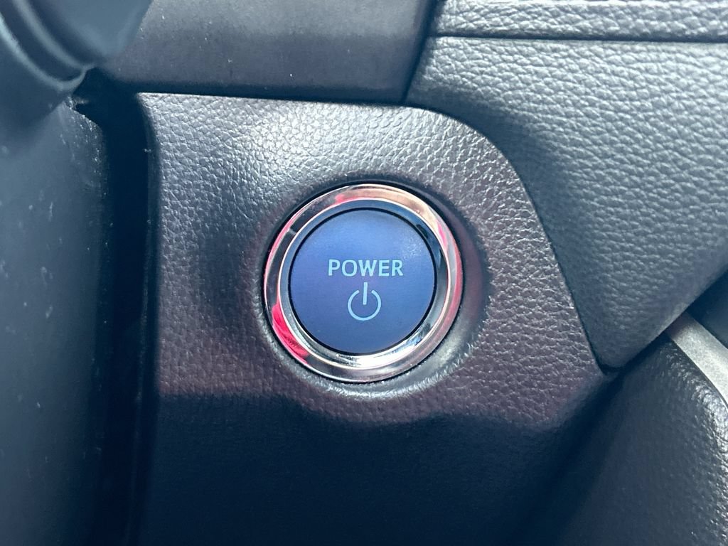 Used 2022 Toyota RAV4 XLE w/ Convenience Package AWD/4WD image 19