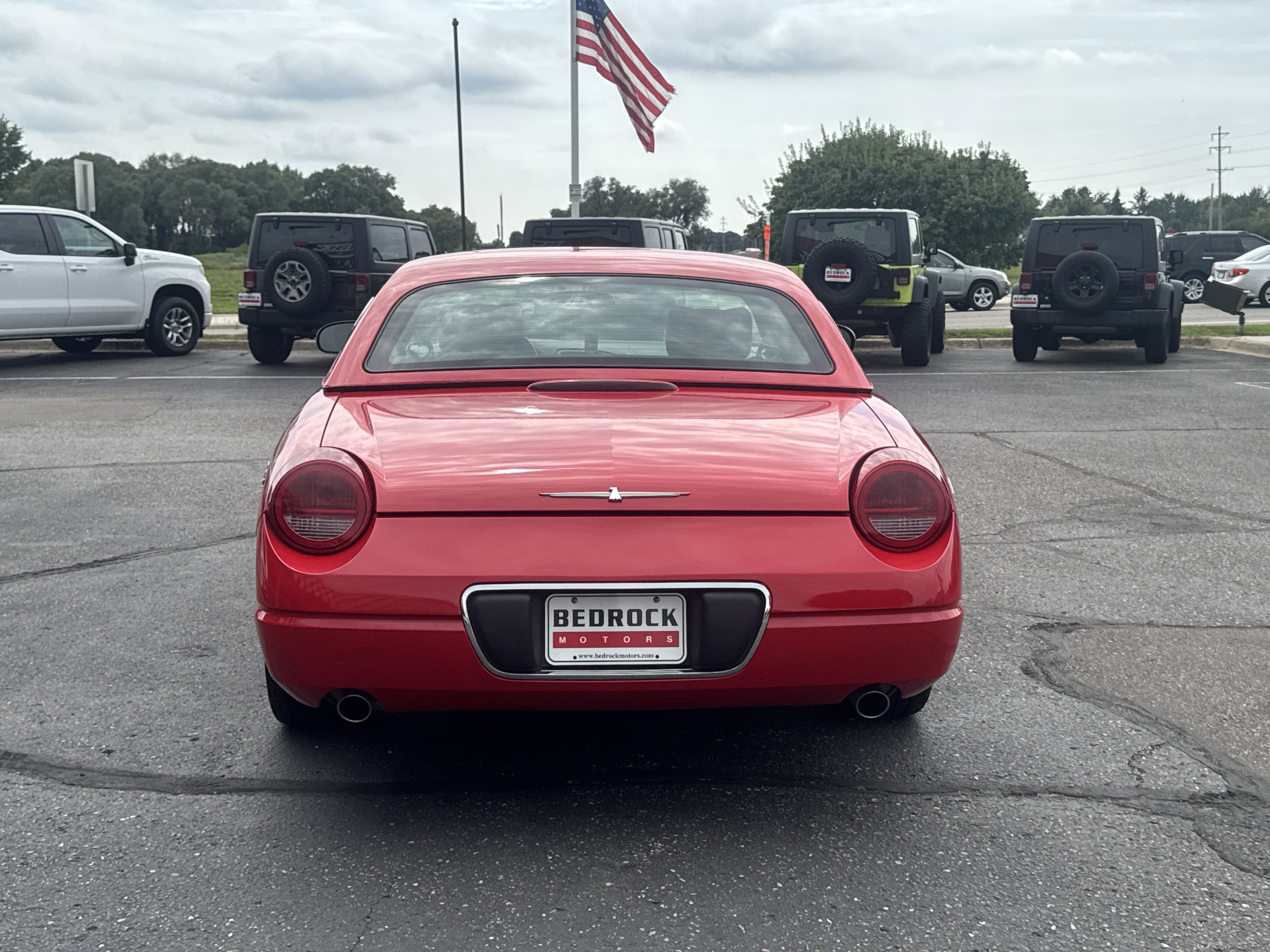 Used 2002 Ford Thunderbird RWD image 6