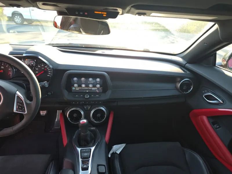 Used 2021 Chevrolet Camaro SS RWD image 8