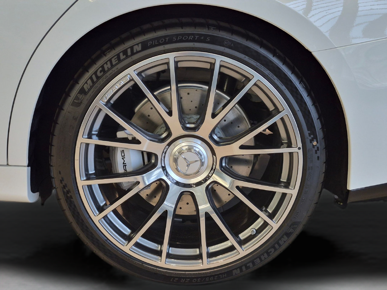 New 2027 Mercedes-Benz E 53 AMG e 4MATIC Sedan image 11