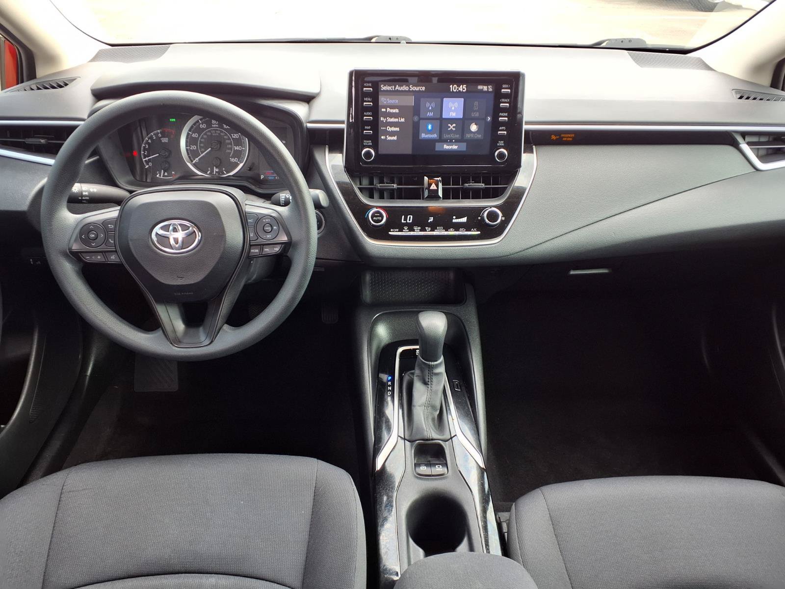 Used 2020 Toyota Corolla LE w/ LE Premium Package FWD image 4