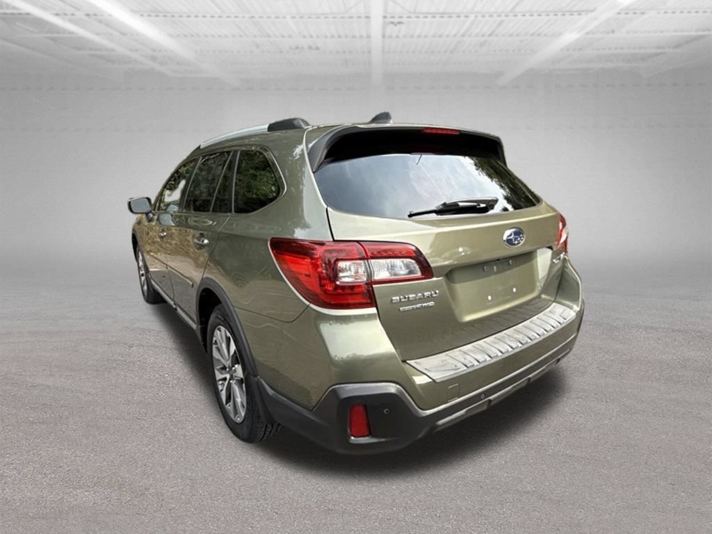 Used 2019 Subaru Outback 2.5i Touring w/ Protection Package #1 AWD/4WD image 8