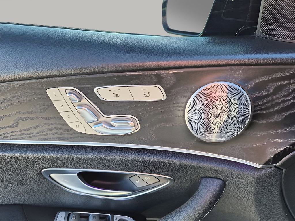 Used 2018 Mercedes-Benz E 300 image 27