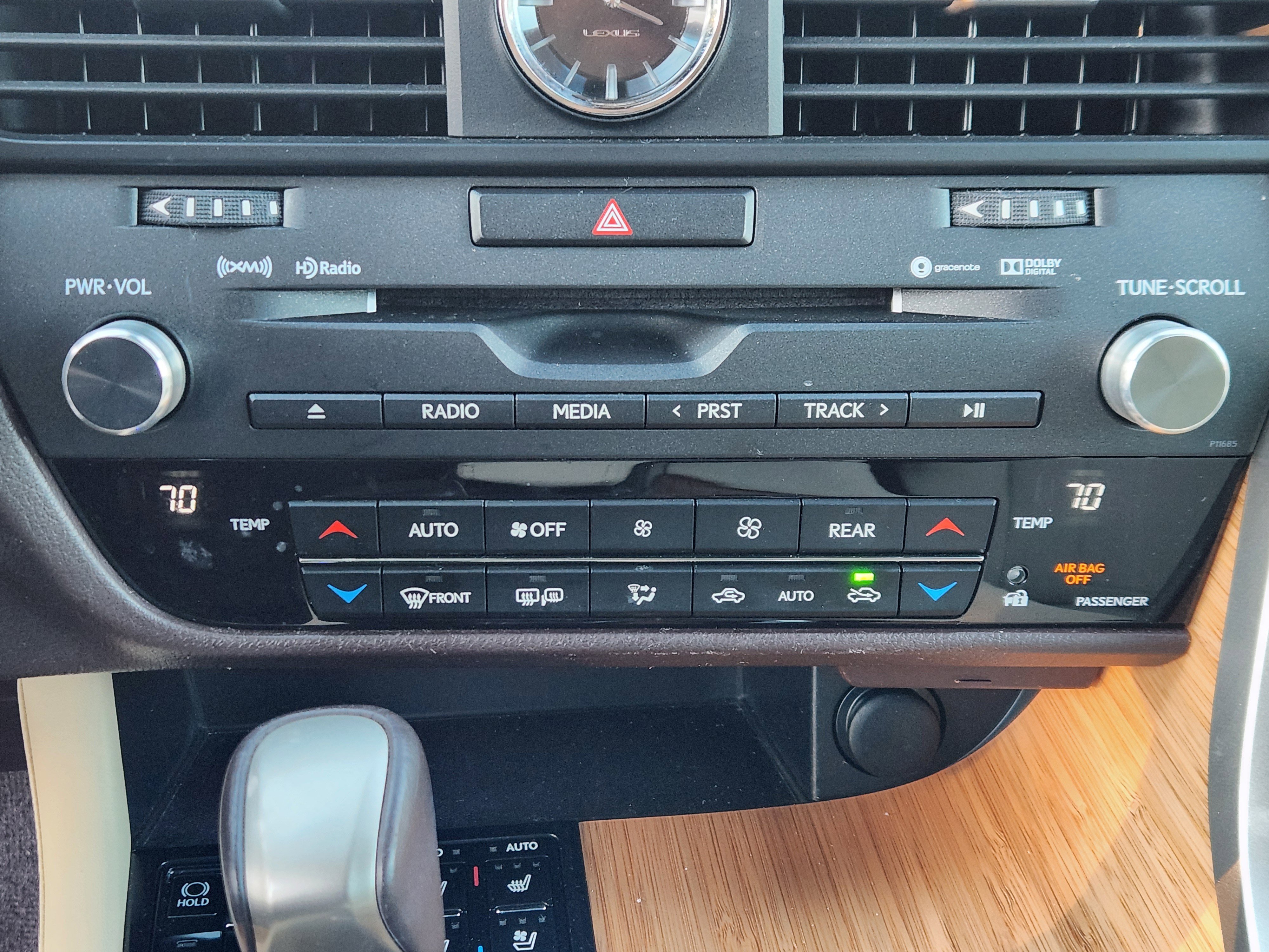 Used 2018 Lexus RX 350L Luxury image 23