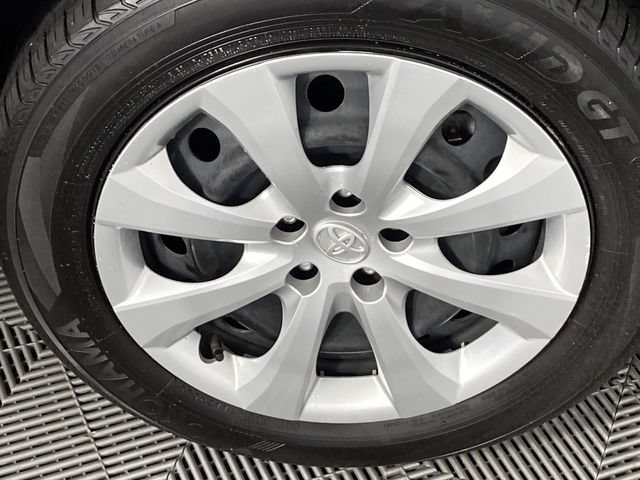 Used 2024 Toyota Corolla LE FWD image 27