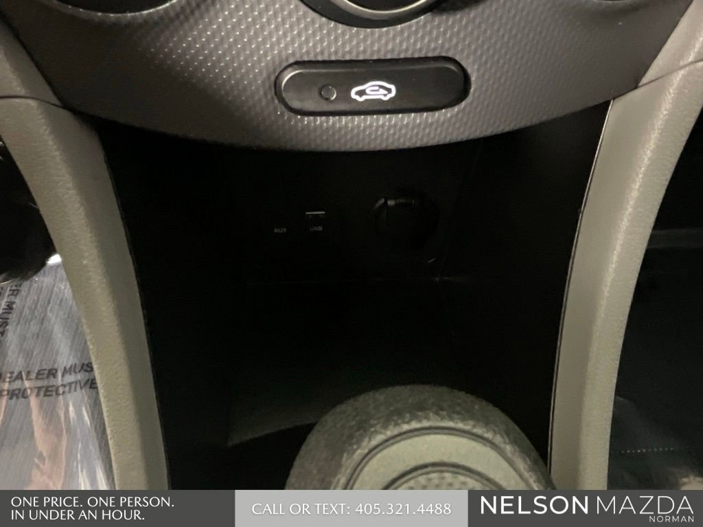 Used 2017 Hyundai Accent SE image 36