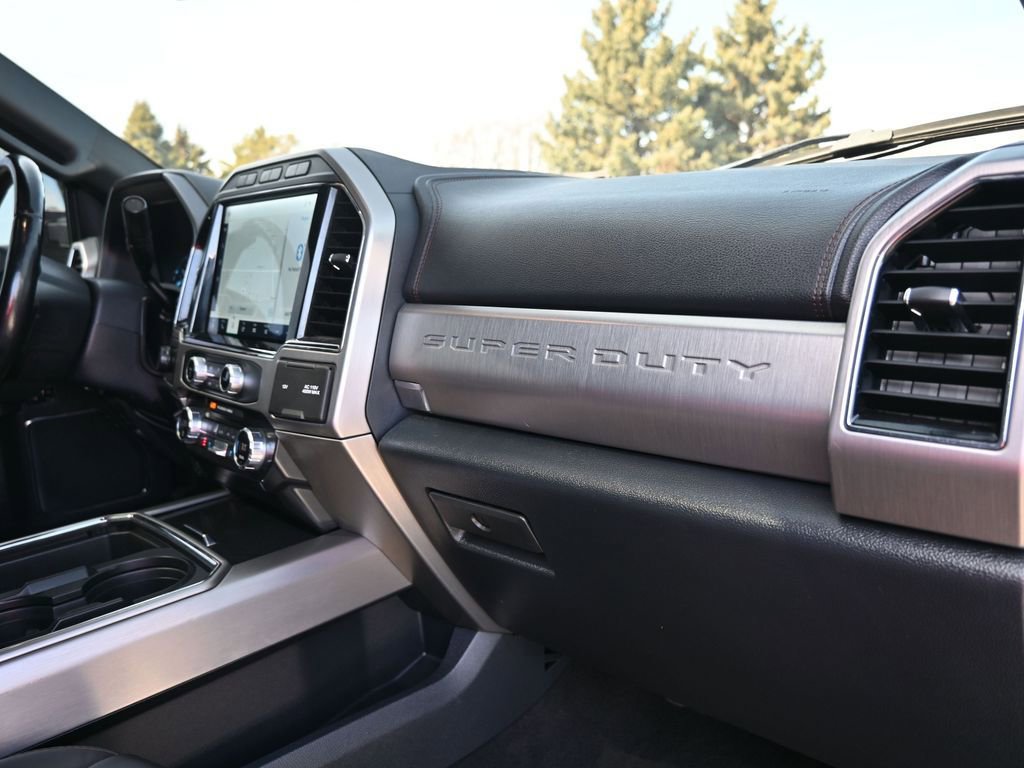 Used 2022 Ford F450 Platinum w/ FX4 Off-Road Package image 39