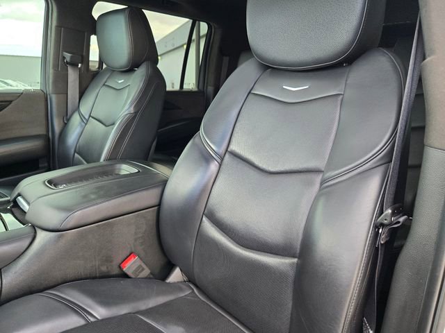 Used 2018 Cadillac Escalade ESV Platinum AWD/4WD image 15