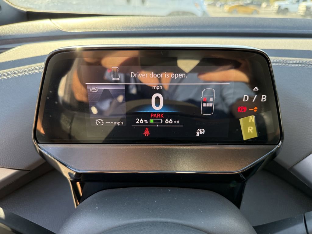 New 2025 Volkswagen ID.4 Pro RWD image 17