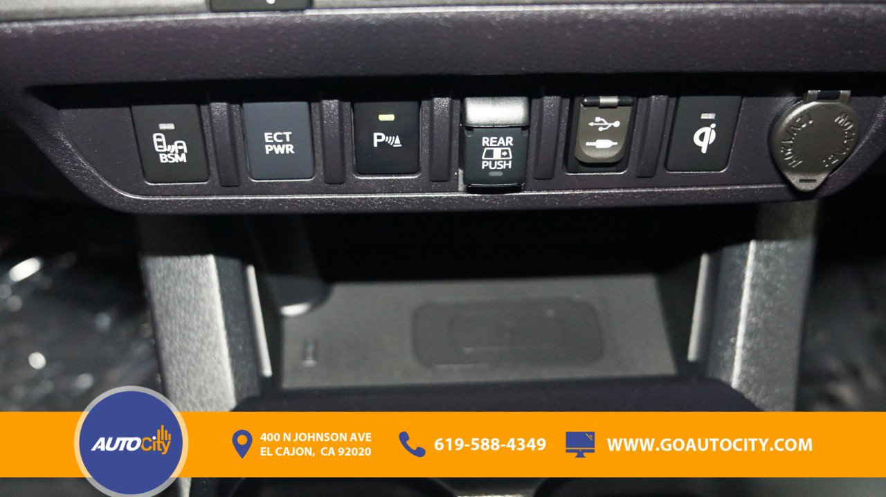 Used 2019 Toyota Tacoma TRD Sport w/ Technology Package RWD image 25