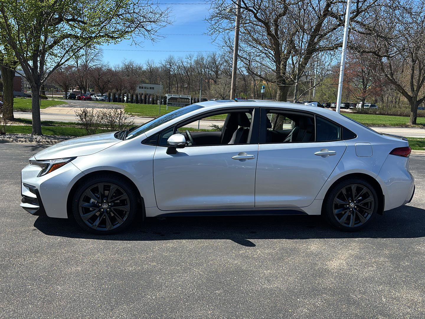 New 2026 Toyota Corolla XSE FWD image 5
