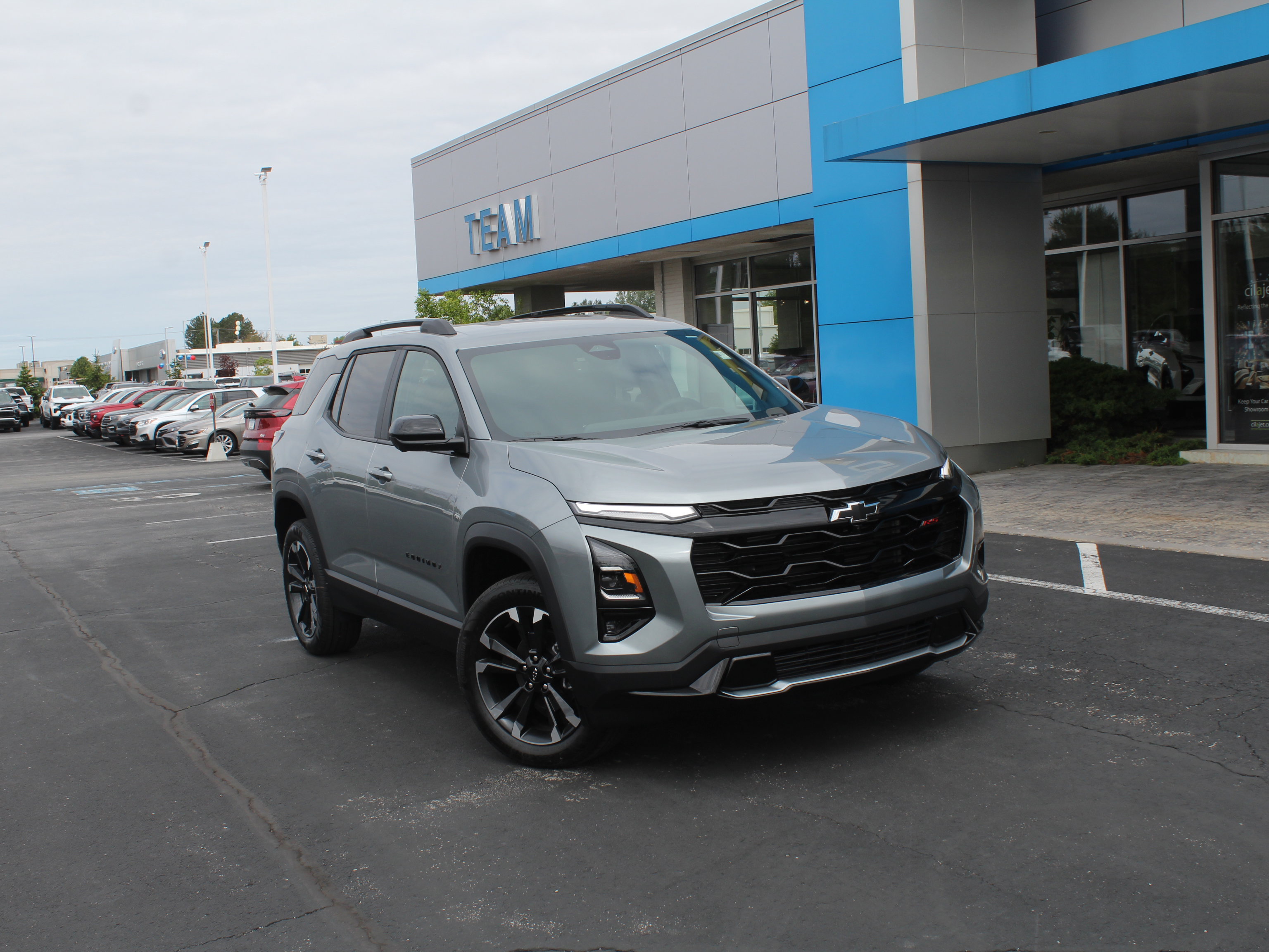 New 2026 Chevrolet Equinox RS w/ Safety and Technology Package FWD image 2