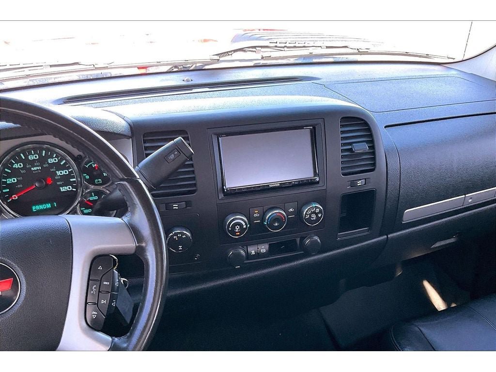 Used 2011 Chevrolet Silverado 2500 LT AWD/4WD image 7