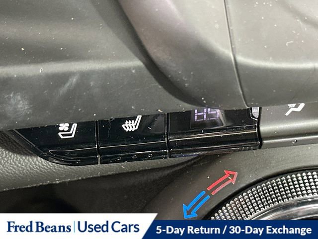 Used 2016 Chevrolet Camaro LT image 23