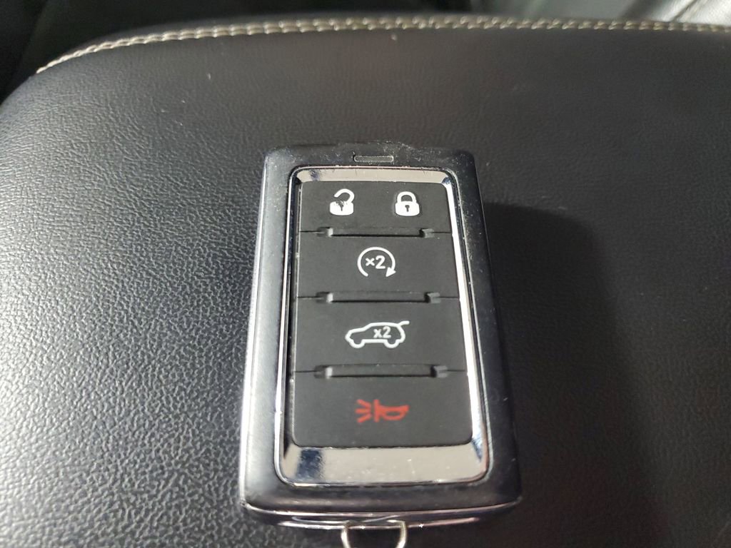 Used 2024 Jeep Grand Cherokee L Altitude image 27