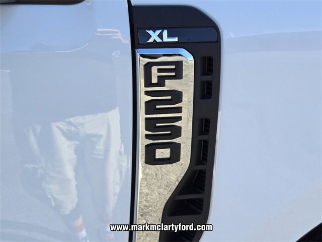 New 2026 Ford F250 XL w/ XL Chrome Package image 16