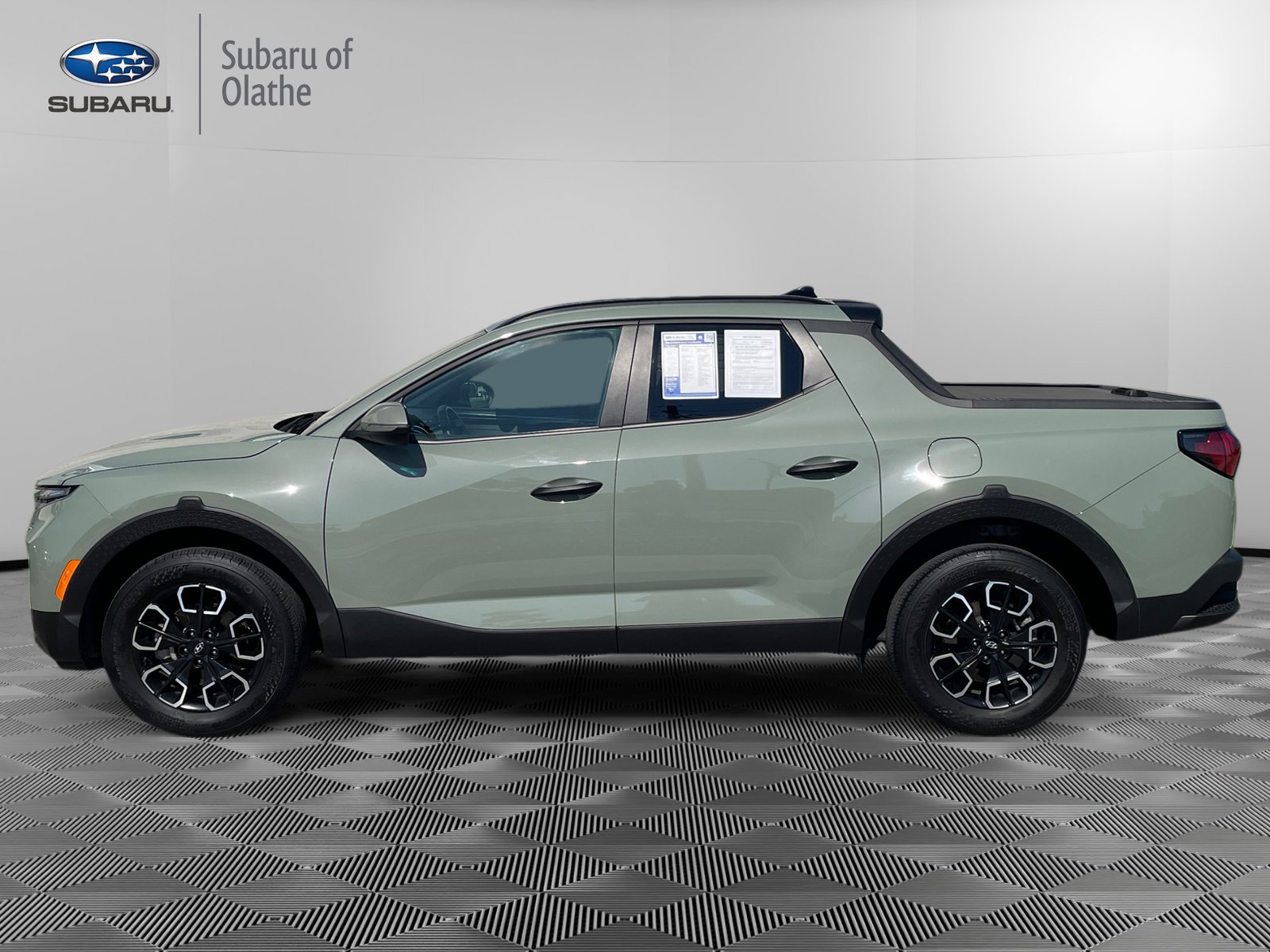 Used 2024 Hyundai Santa Cruz SEL w/ Activity Package image 8