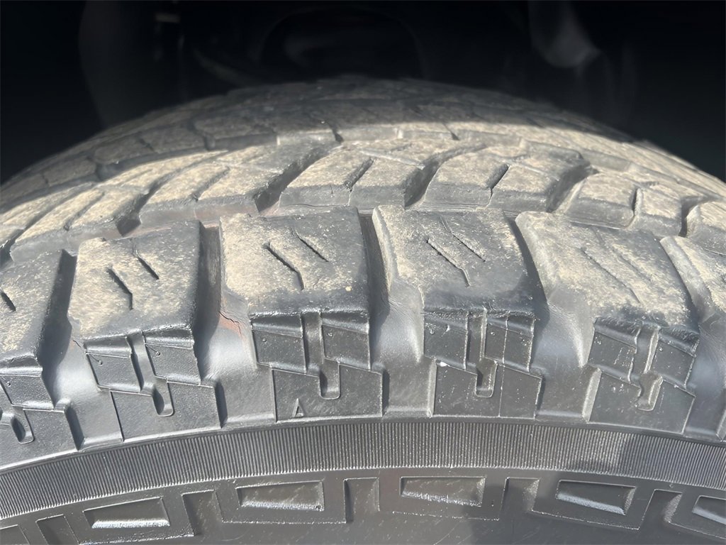 Used 2011 Ford F150 Raptor w/ Raptor Luxury Pkg AWD/4WD image 43