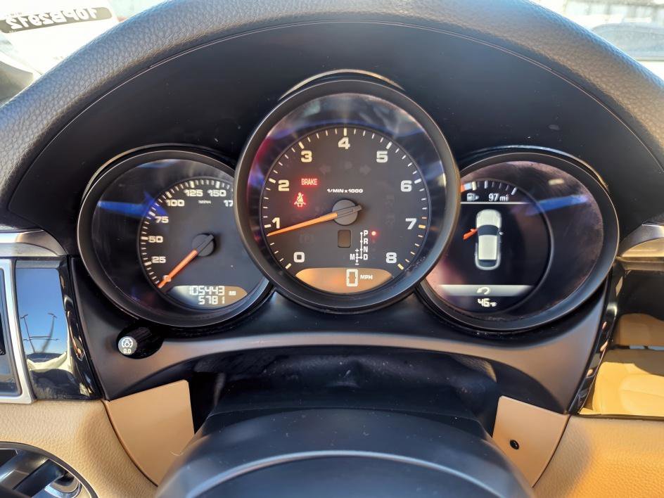 Used 2018 Porsche Macan image 30