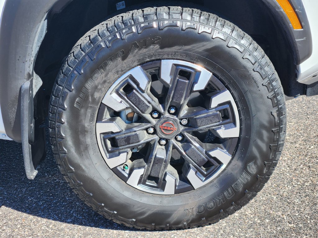 Used 2023 Nissan Frontier PRO-4X w/ Pro Convenience Package AWD/4WD image 30