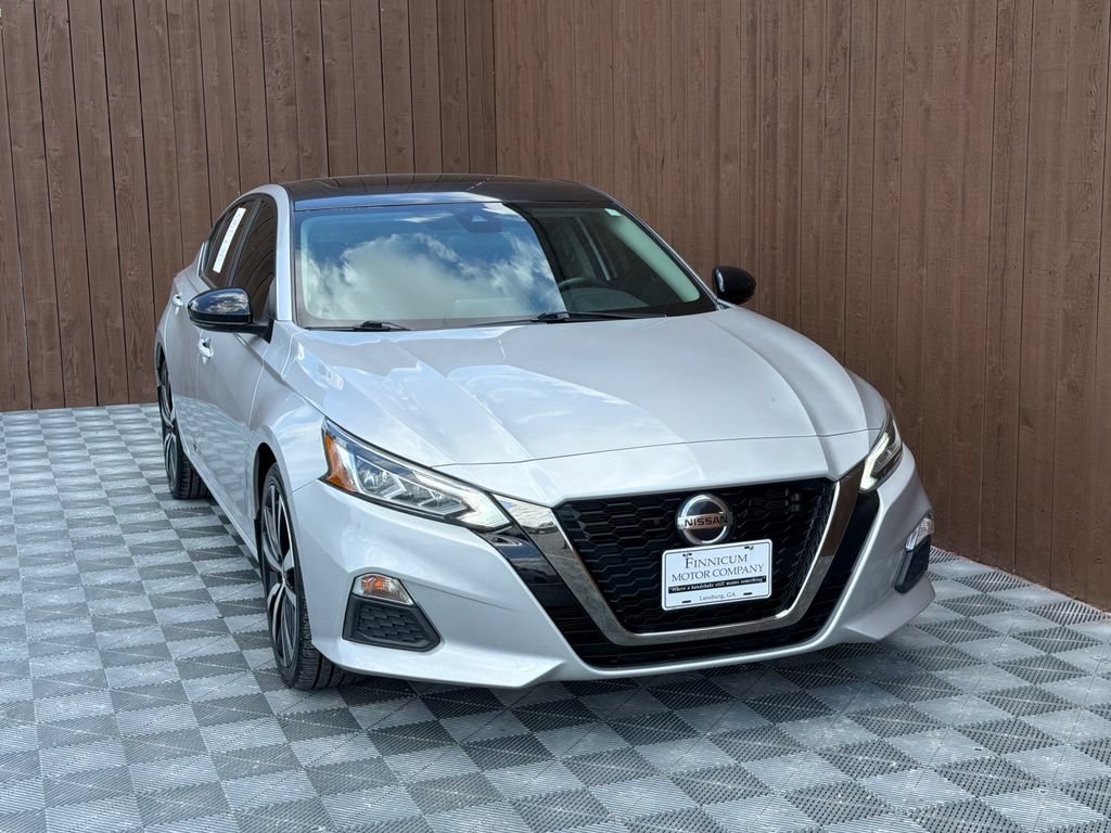 Used 2021 Nissan Altima 2.5 SR w/ SR Premium Package FWD image 10