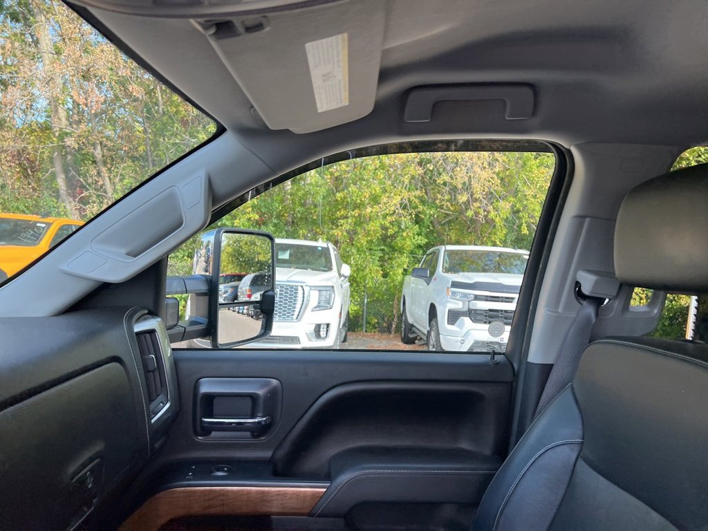 Used 2017 Chevrolet Silverado 1500 LTZ w/ Sport Package image 23