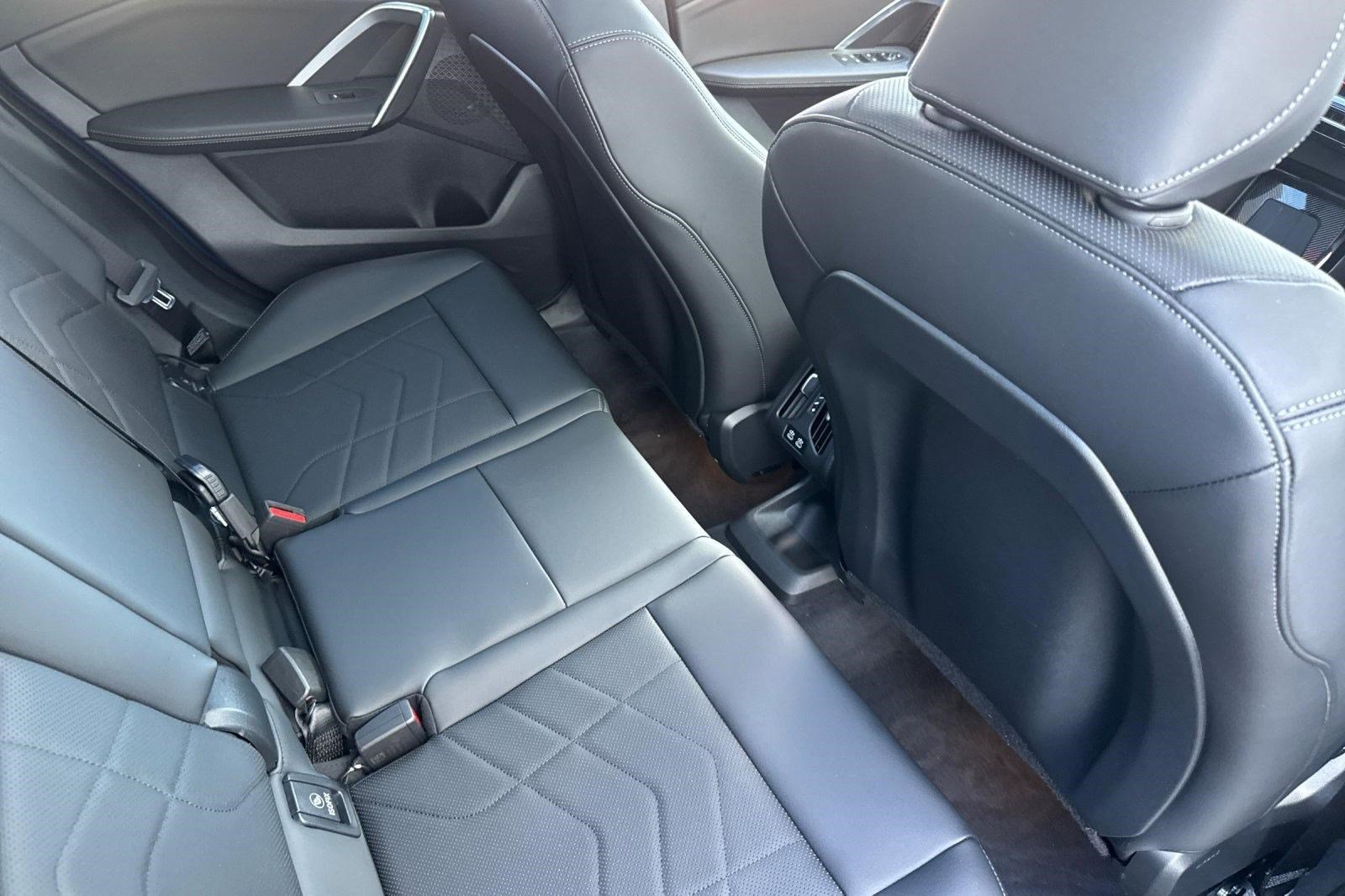 Used 2025 BMW X1 xDrive28i w/ Convenience Package image 30