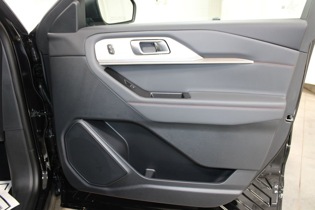 New 2026 Ford Explorer Active image 35