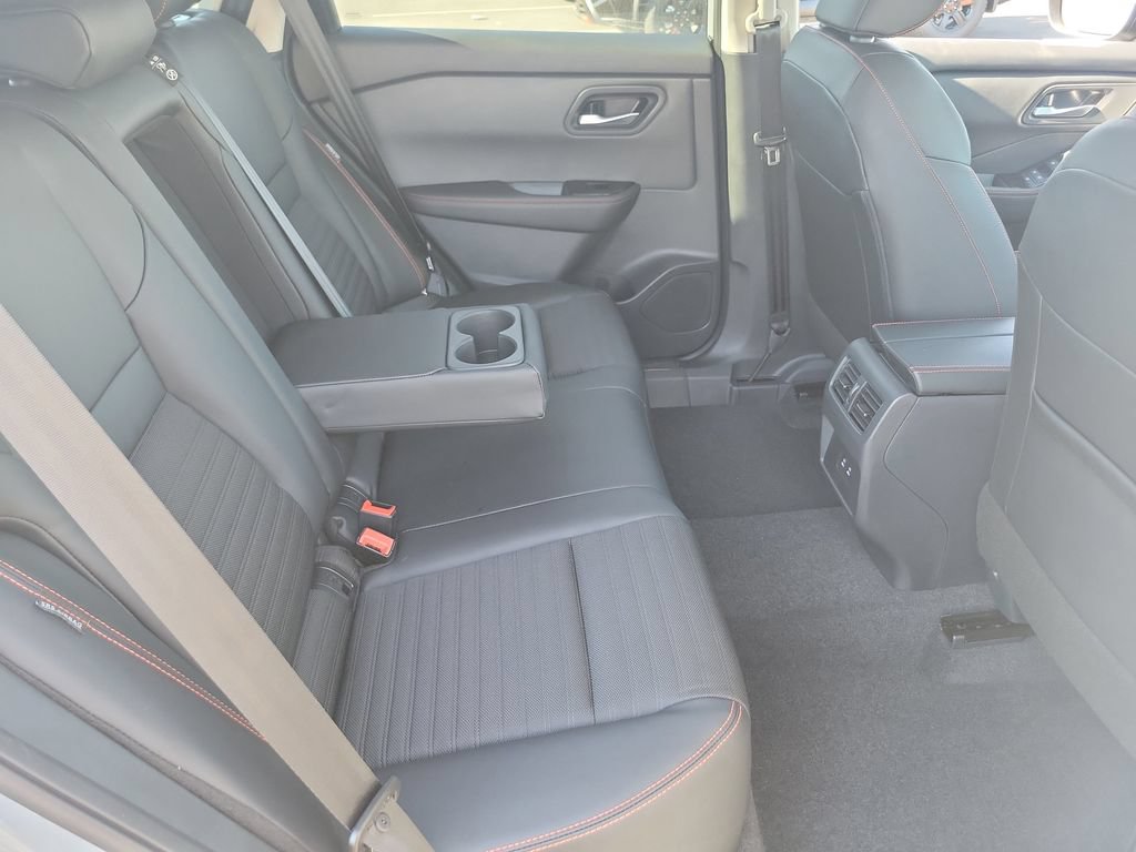 New 2026 Nissan Rogue SV AWD/4WD image 19