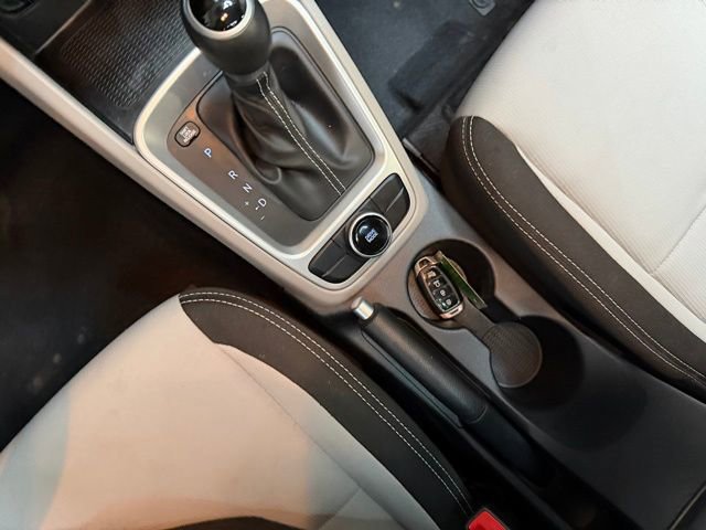 Certified 2024 Hyundai Venue SEL image 37