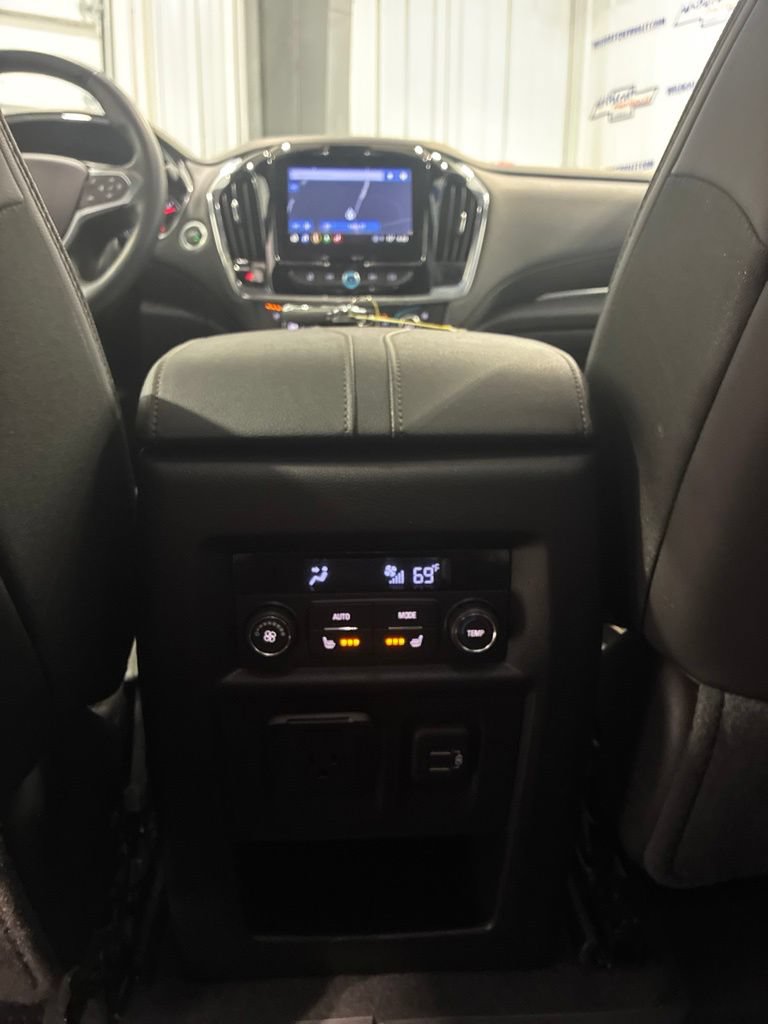 Used 2023 Chevrolet Traverse High Country w/ LPO, Floor Liner Package AWD/4WD image 35