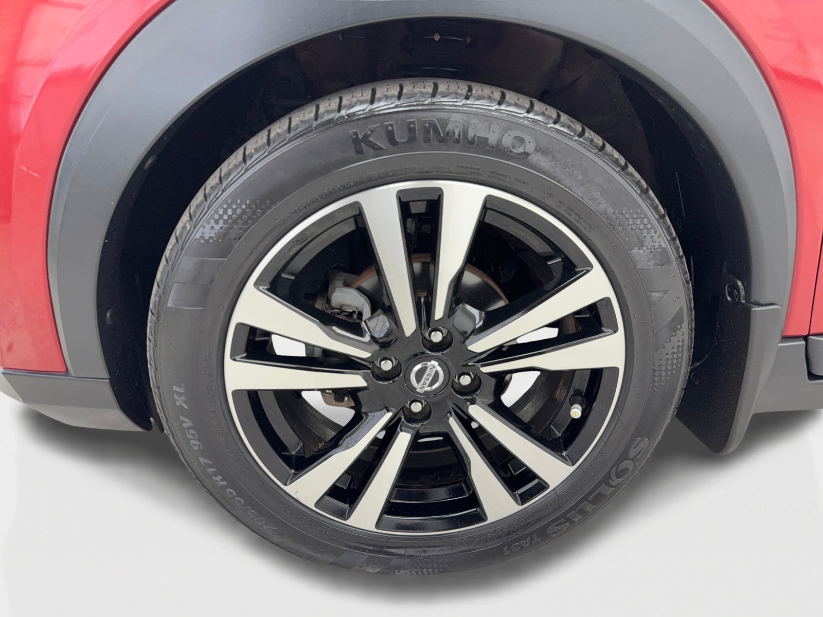 Used 2019 Nissan Kicks SR w/ Exterior Package FWD image 49