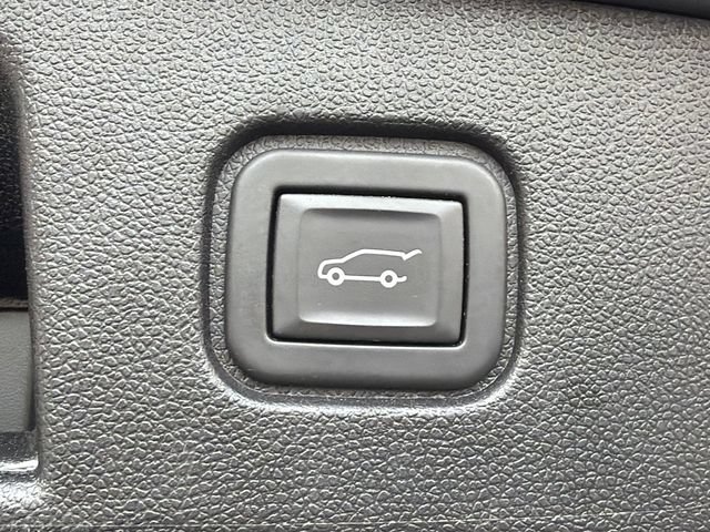 Used 2024 Chevrolet Blazer EV LT AWD/4WD image 19