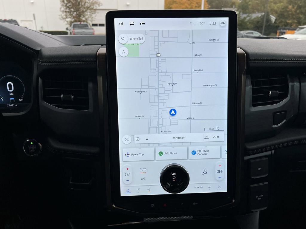 Used 2022 Ford F150 Lightning Lariat image 20