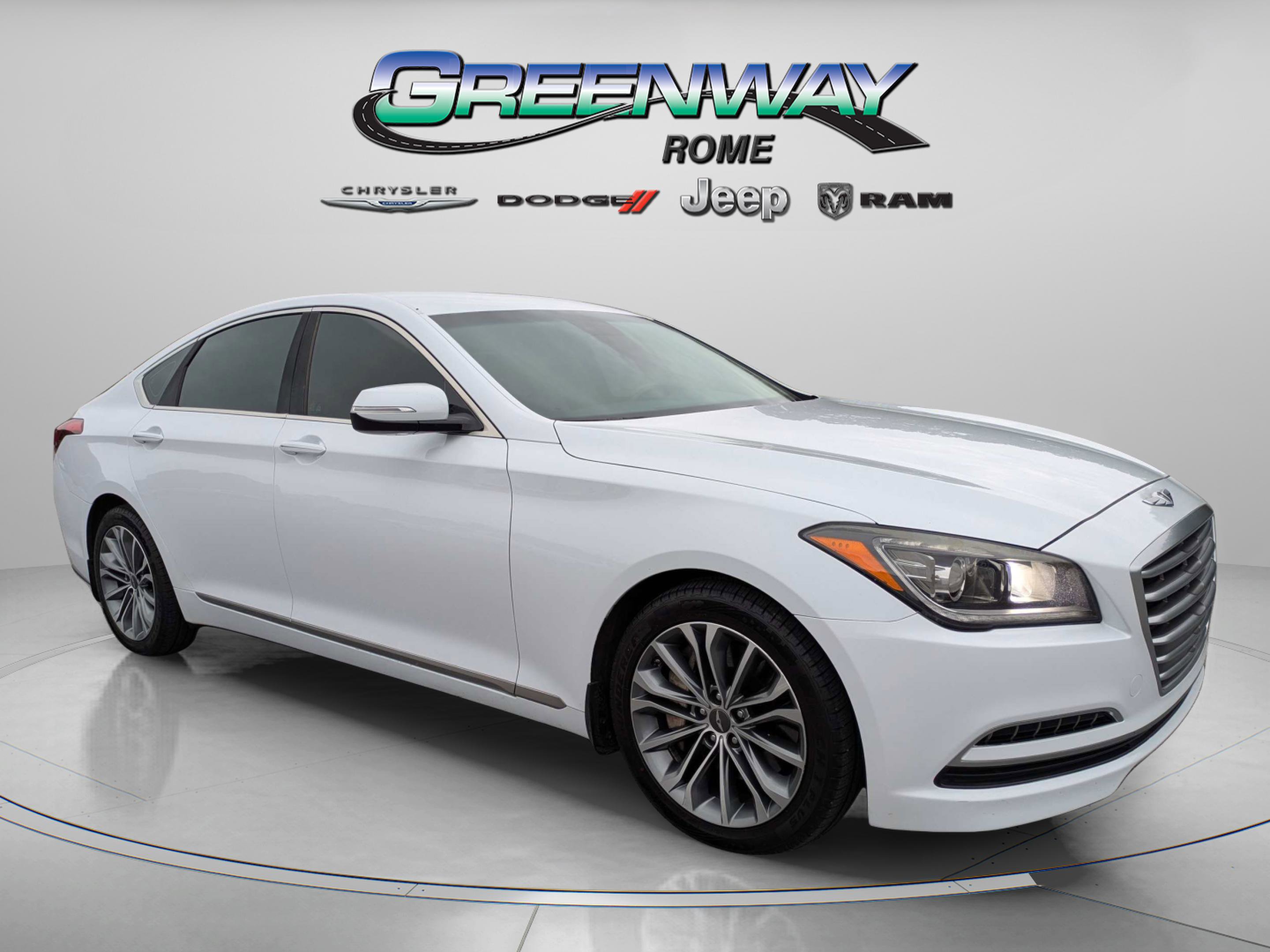 Used 2015 Hyundai Genesis 3.8 RWD image 1