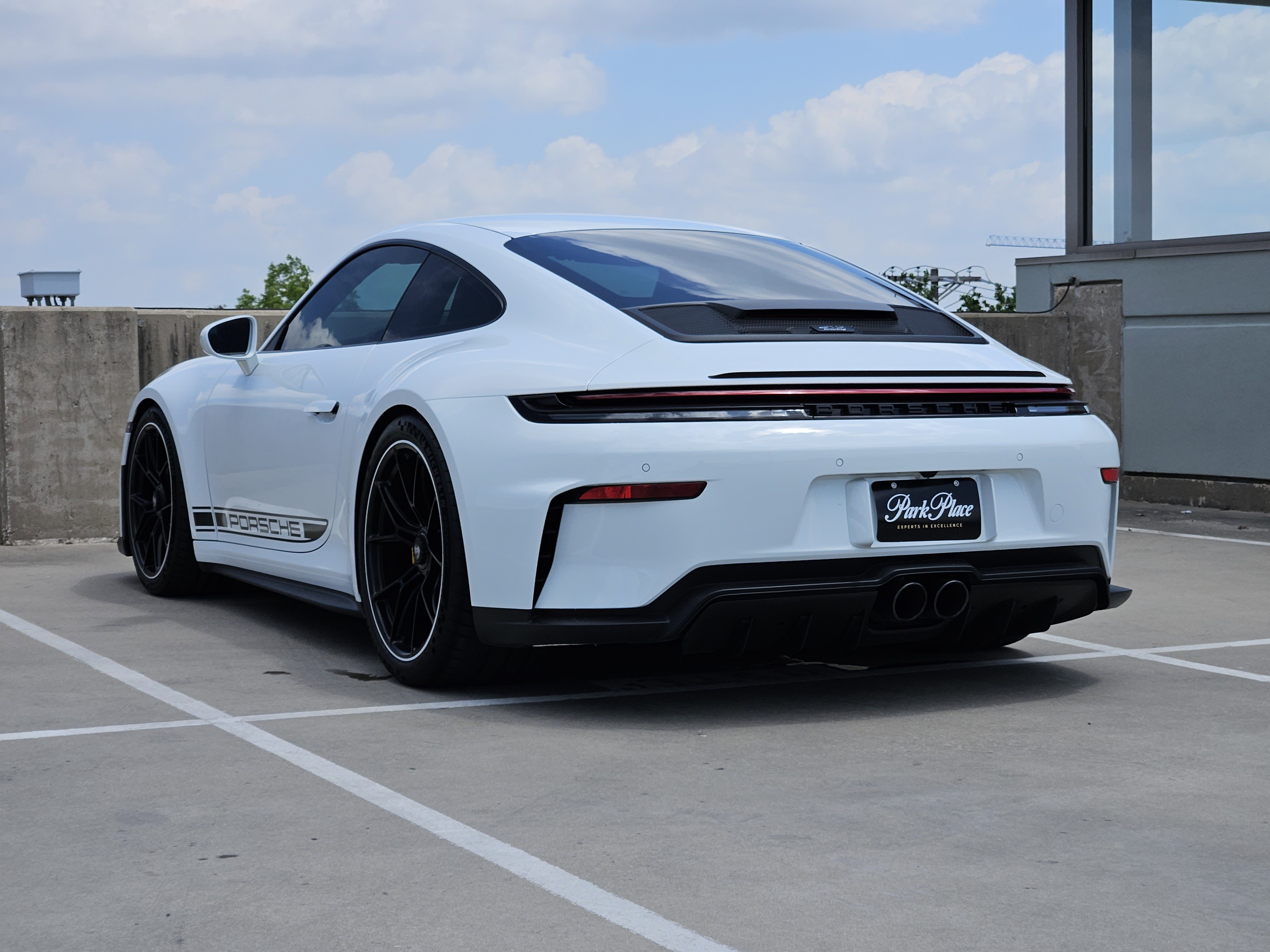 Used 2026 Porsche 911 GT3 RWD image 3