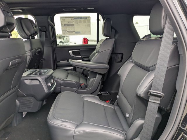 New 2026 Ford Expedition Platinum w/ Stealth Appearance Package image 15