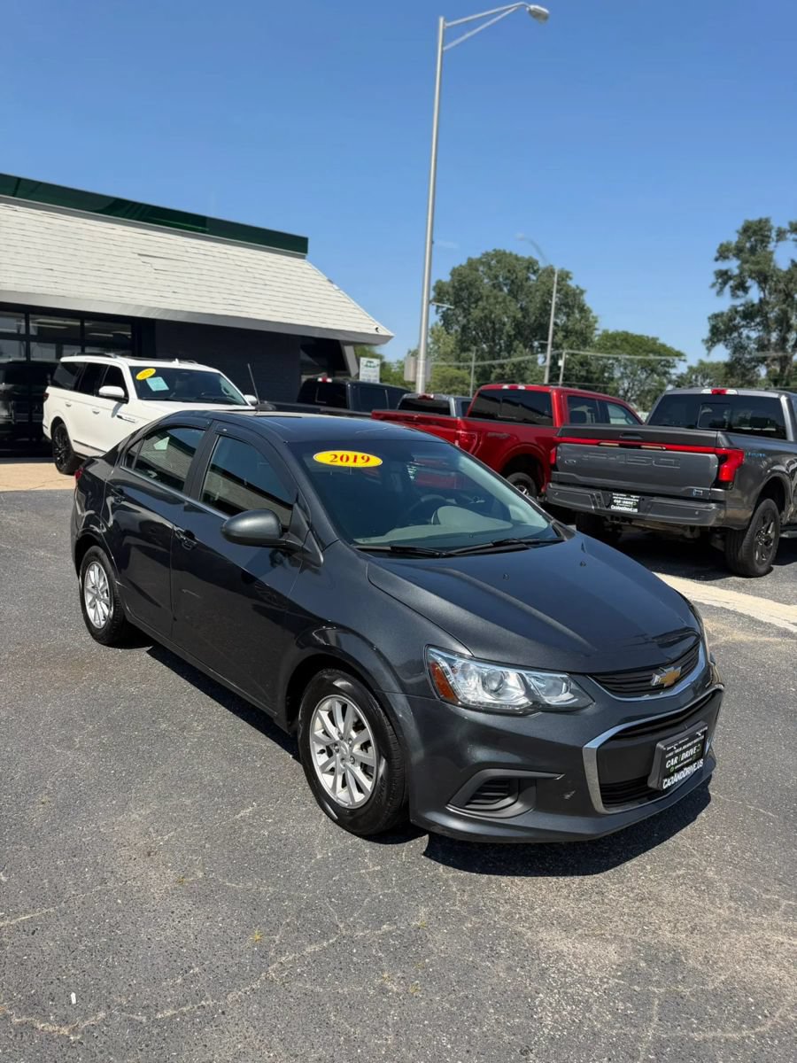 Used 2019 Chevrolet Sonic LT FWD image 6