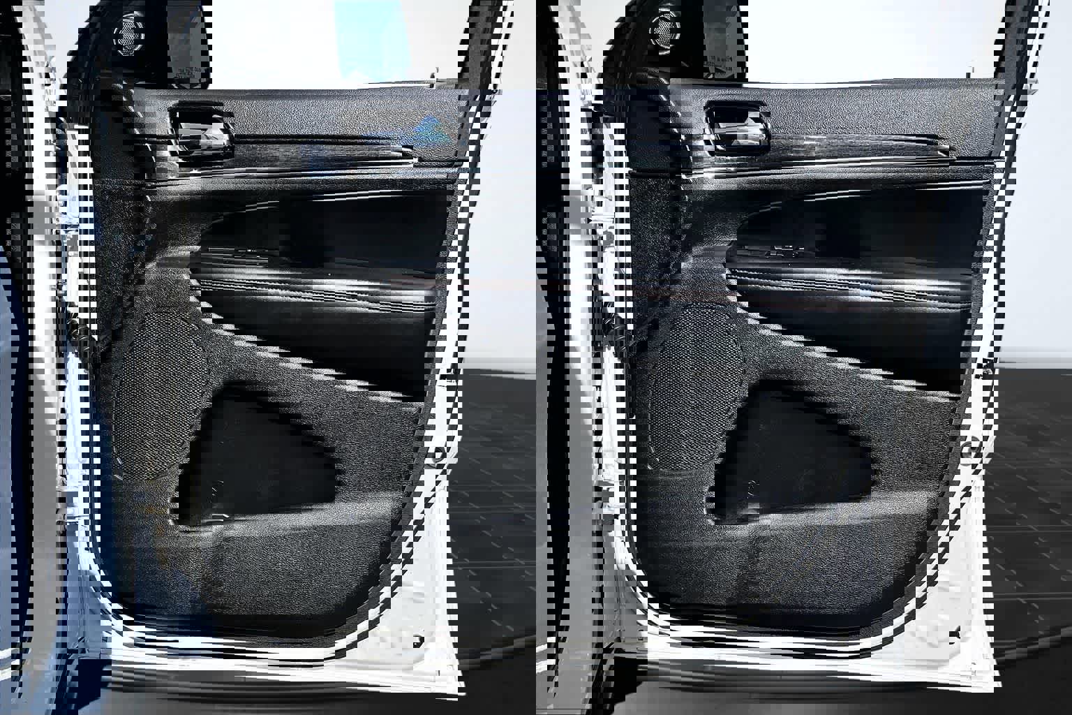 Used 2020 Jeep Grand Cherokee Trailhawk w/ Trailhawk Luxury Group AWD/4WD image 29