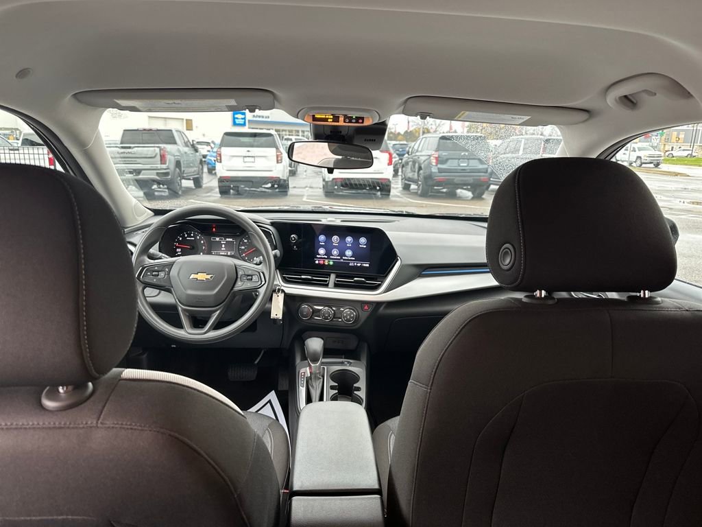 Certified 2024 Chevrolet Trax LS w/ Driver Confidence Package image 22